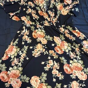 SHEIN Black Floral Long Sleeve Dress